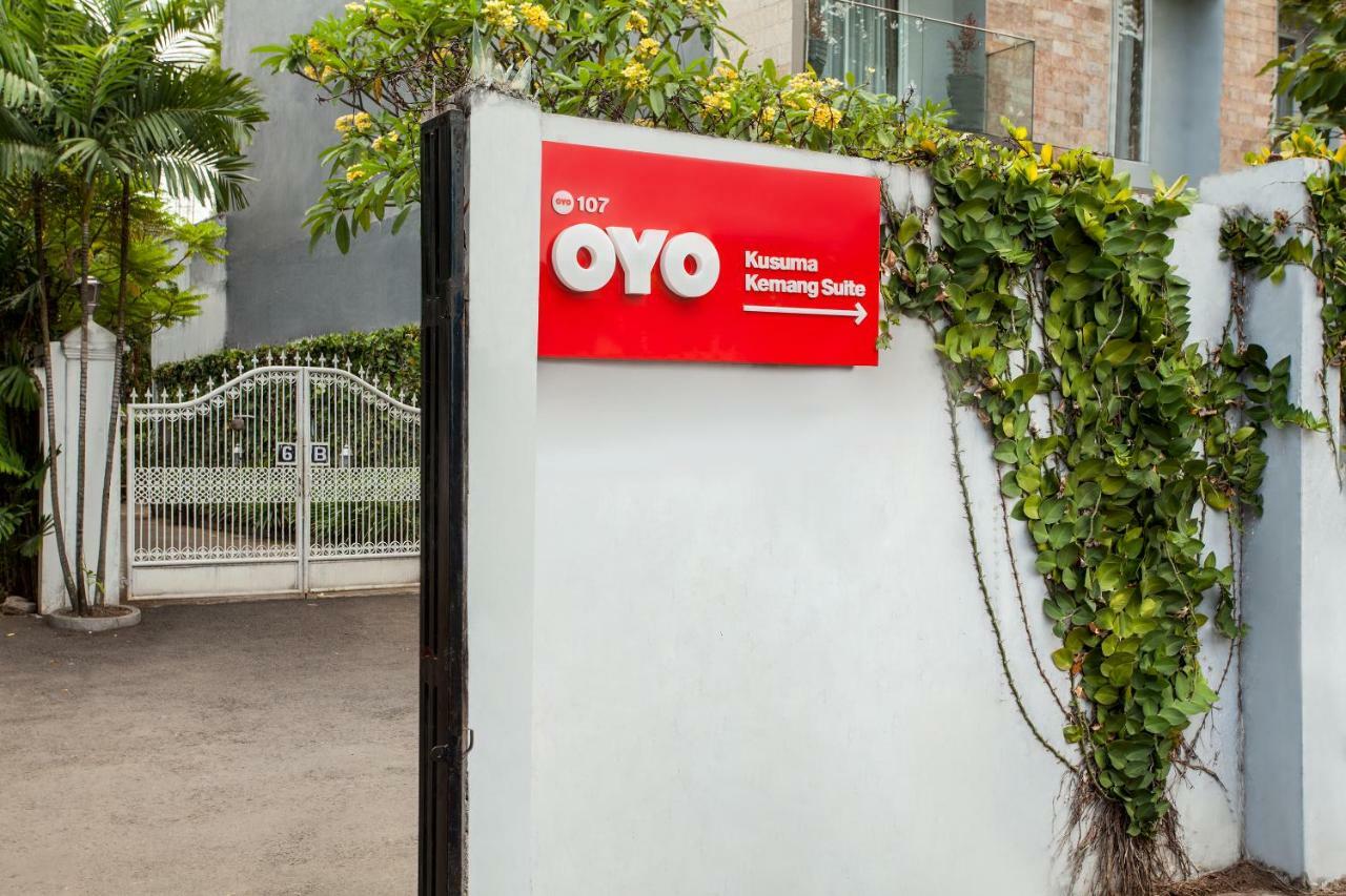 Oyo 107 Kusuma Kemang Suite Jacarta Exterior foto