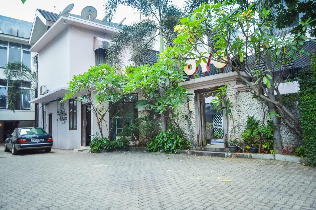 Oyo 107 Kusuma Kemang Suite Jacarta Exterior foto